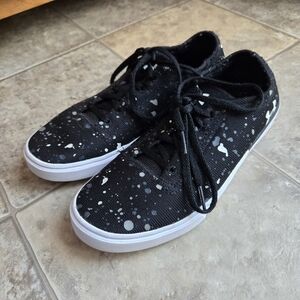 Under Armour Black and White Speckled Kids Sneakers